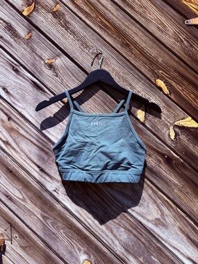 Nobull Women's Strappy Crop Sports Bra - Slate Blue